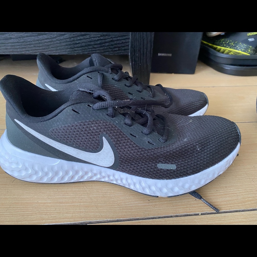 Nike men’s 8